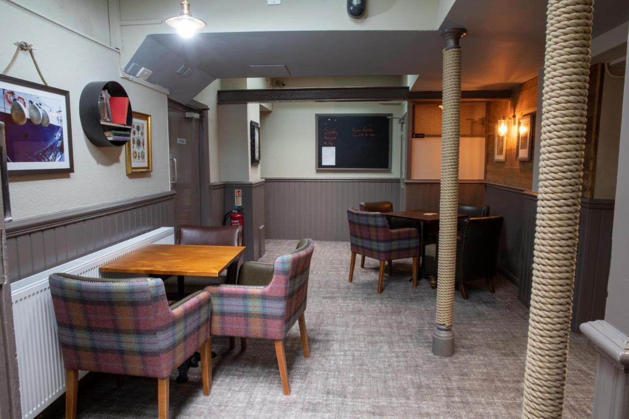 The Seale Arms 3*